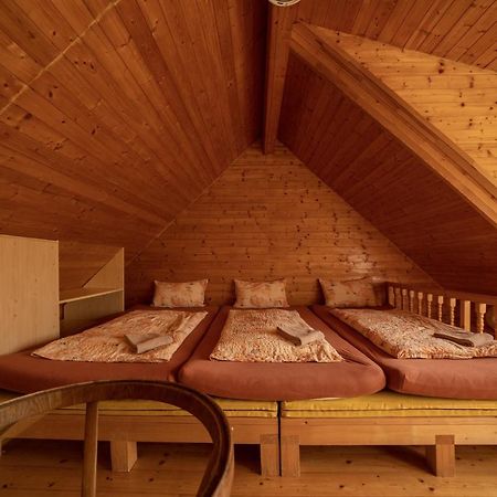 Romantic Chalet in Krkonoše Strážné Buitenkant foto